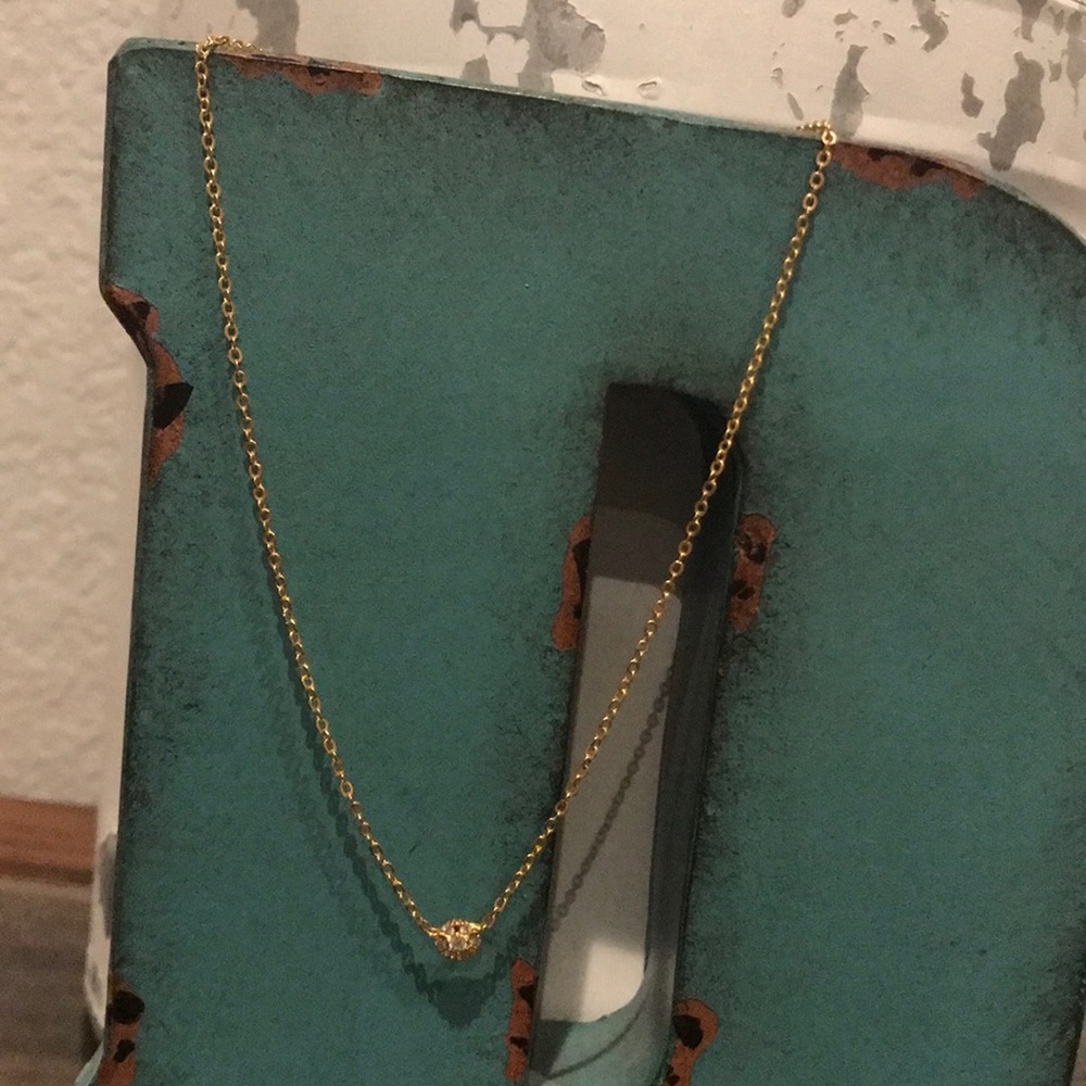 Delicate gold necklace